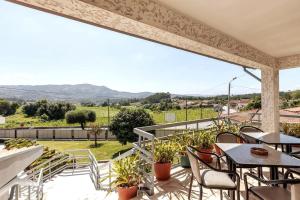 En generel udsigt til bjerge eller udsigt til bjerge taget fra villaen