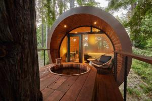Zahrada ubytování ~* The Spectacular Spyglass Treehouse *~