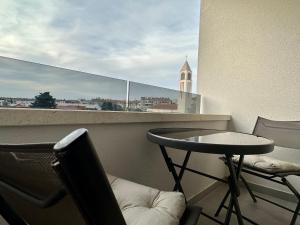 Uma varanda ou terraço em Luxury Penthouse with seaview and parking