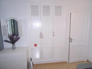 Zdjęcie z galerii obiektu Puerto Del Carmen - Apartment 5 - Las Palmeras 3 w Puerto del Carmen