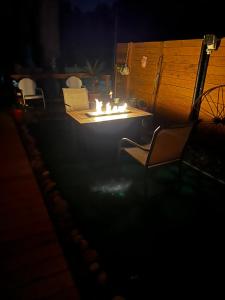 Gallery image of Delightful Patio Retreat with Pool Table in South KC in Kansas City