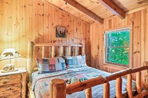 Postel nebo postele na pokoji v ubytování Lazy Fox Retreat