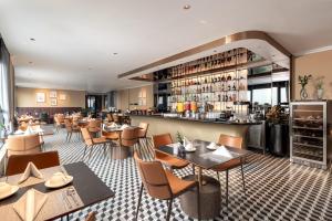 Khu vực lounge/bar tại La Siesta Classic Hang Thung
