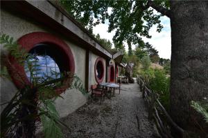 Κήπος έξω από το Woodlyn Park Motel