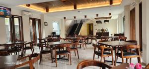 PEPABRI Hotel & Resort 레스토랑 또는 맛집