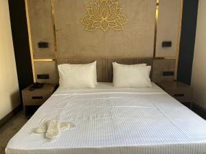 Postel nebo postele na pokoji v ubytování Istanblu Hotel Ataşehir
