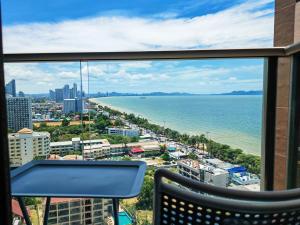 Gallery image of Copacabana五星级豪华海景公寓#芭提雅最高无边泳池#蜜月必选 in Na Jomtien