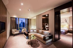 Posezení v ubytování Hilton Shenzhen Futian, Metro Station at Hotel Front Door, Close to Futian Convention & Exhibition Center
