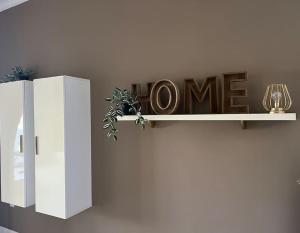 Фотография из галереи Seafront apartment in St Julians в Сент-Джулиансе +11 фотографий