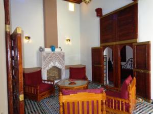 Posezení v ubytování Riad Zitouna + 14 fotografií