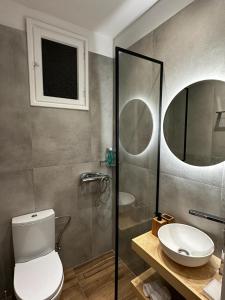 Bany a Theodore's cosy apartment 10 fotos més