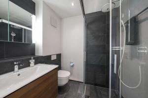 Bagno di Schöne Parterrewohnung in Matten