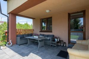 Fotografie z fotogalerie ubytování Sleeply Pensjonat Złotniki- dom dla 18 osób ve Vratislavi