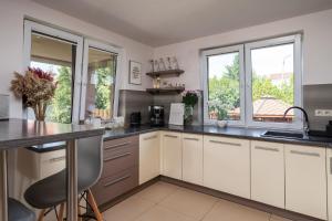 Fotografie z fotogalerie ubytování Sleeply Pensjonat Złotniki- dom dla 18 osób ve Vratislavi