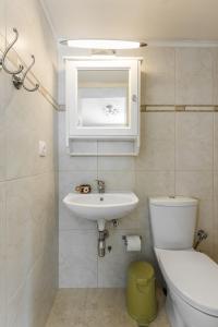 Ένα μπάνιο στο Exclusive garden appartment