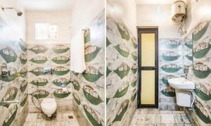 Koupelna v ubytování FabHotel Radha Residency