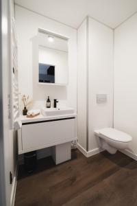 Koupelna v ubytování Neue stylische HÜSLE by UNIQUE PLACES + 21 fotografií