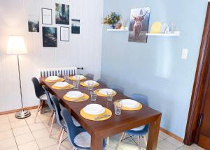 Fotografie z fotogalerie ubytování Greenhouse Living "Haus Blankenheim" - Burgblick I Urlaub mit Hund - 30 Minuten zum Phantasialand & Nürburgring v destinaci Blankenheim + 26 fotografií
