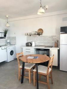 A kitchen or kitchenette at Casa Alejandro Las Vistas