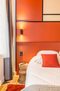Posteľ alebo postele v izbe v ubytovaní Au Chat Qui Dort Lille - Villa Gounod