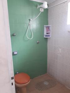Uma casa de banho em Hostel Bendito Descanso