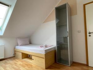 Postel nebo postele na pokoji v ubytování Monteurwohnung Bochum Wattenscheid
