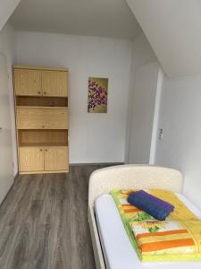 Postel nebo postele na pokoji v ubytování Monteurwohnung Bochum Wattenscheid