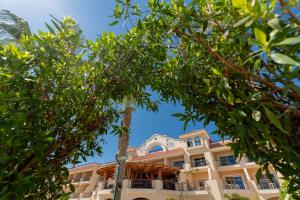 O edifício em que o hotel se localiza