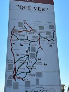 Una señal que dice que estás en un mapa en Finca Viñas y Nogales, en Aranda de Duero