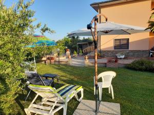 Vonkajšia záhrada v ubytovaní CASA CAMELIA