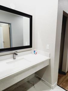Fotografie z fotogalerie ubytování Days Inn by Wyndham Slidell v destinaci Slidell