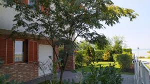 Vonkajšia záhrada v ubytovaní Lilla Villa
