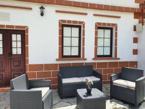 A seating area at LA BARSONERA