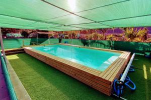 The swimming pool at or close to 2 Bedroom Country House Near Fataga & Maspalomas