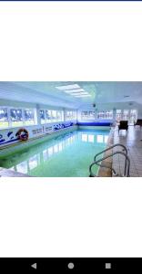 Kolam renang di atau dekat dengan Loch's Heaven 67