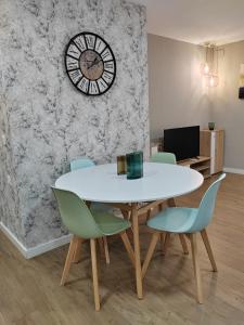 TV a/nebo společenská místnost v ubytování Urbanlux Recinto Ferial Familiar
