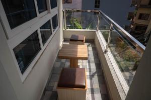 House of Forrest, Service Apartments的休息区