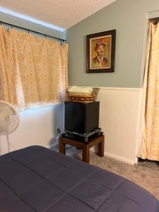 Gallery image of COMFY COZY ROOM ON QUIET CUL-DE-SAC in Los Angeles