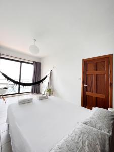 Postel nebo postele na pokoji v ubytování F8 1 Seaview room, Living and bathroom shared , StJulians