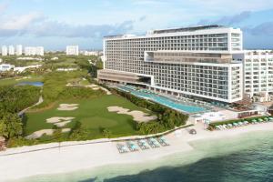 Dreams Vista Cancun Golf & Spa Resort с высоты птичьего полета
