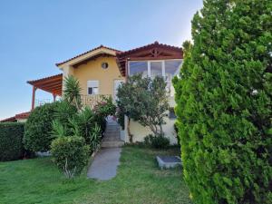 A garden outside Villa Erofili Plakias south Rethimno Crete