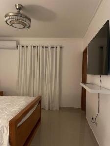 Katil atau katil-katil dalam bilik di New 3bedroom apt in Santo Domingo near USA embassy