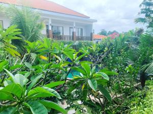 Zahrada ubytování Kakol Homestay