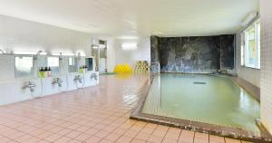 Bazén v ubytování Shiga Grand Hotel nebo v jeho okolí