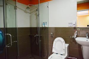 ห้องน้ำของ Hùng Yến Hotel Mộc Châu 1