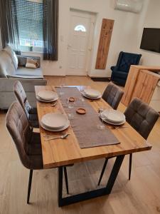Posezení v ubytování SzeCu Apartmanház