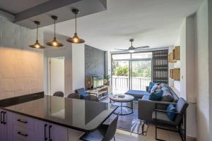 Χώρος καθιστικού στο K4 La Ballito +19 φωτογραφίες