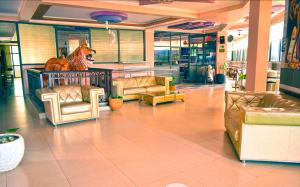 Istumisnurk majutusasutuses Two Oceans Hotel Voi