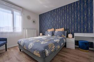 Postel nebo postele na pokoji v ubytování Eden Park - Appartement Terrasse + 18 fotografií