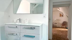 Kúpeľňa v ubytovaní Appartement Bossoreil 110m2 - 3 chambres + 23 fotografií